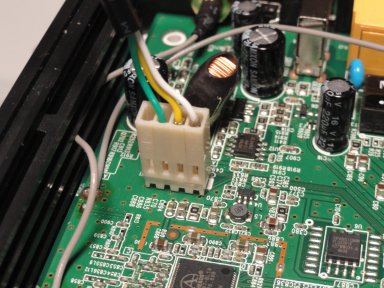 connected_cable_on_router